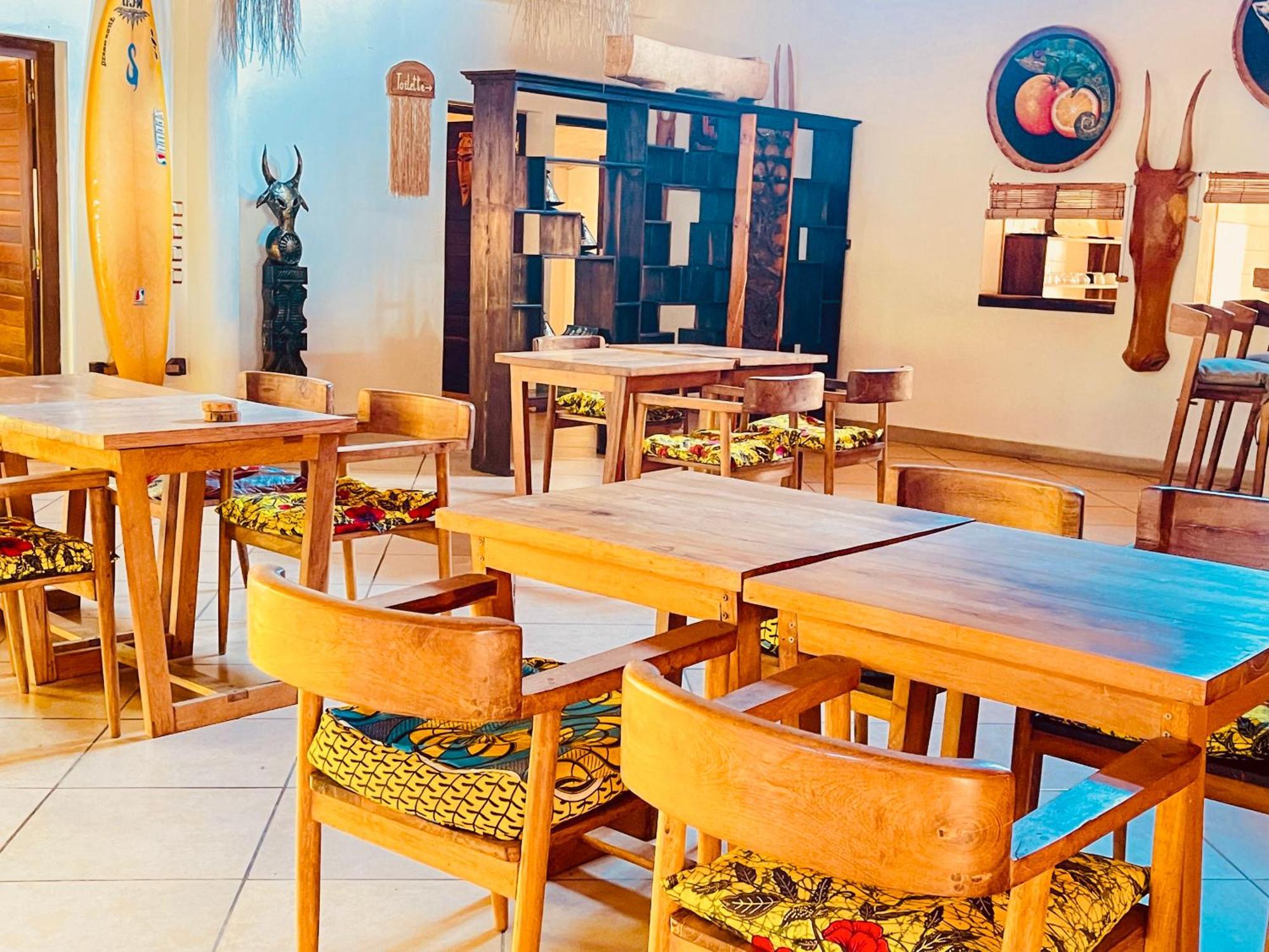 Vovo Telo Lodge Toliara Exterior foto